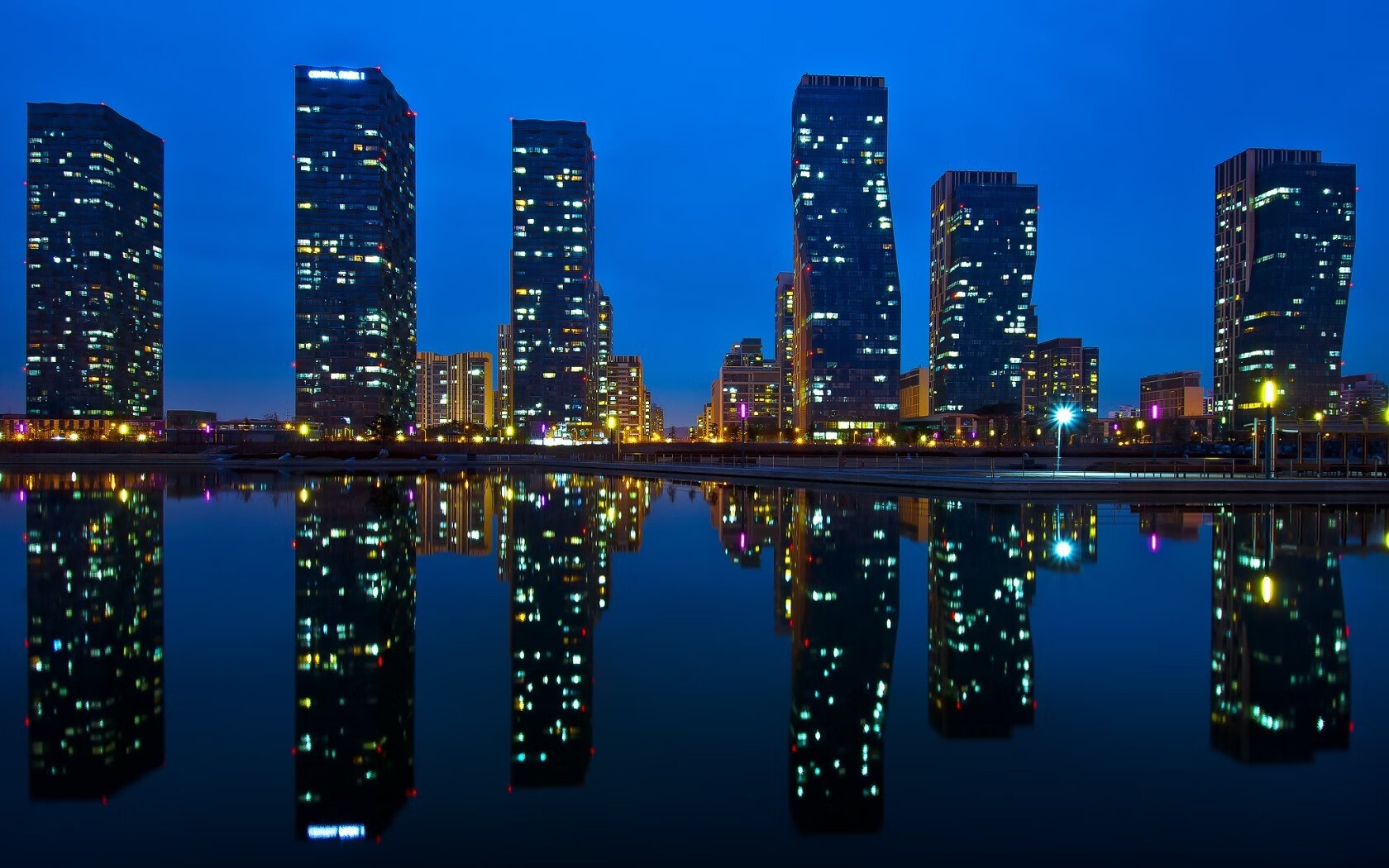 开云在线-上半场压制是否比下半场爆发更具性价比，上半场结束下半场开始